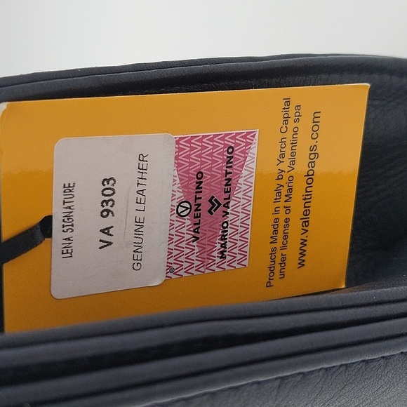 822- Valentino by Mario Valentino Crossbody Bag Genuine Italian Leather NWT - Picture 8 of 13